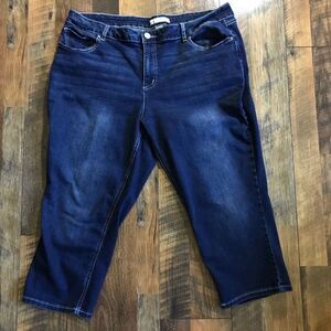 Cato women’s plus Size 20W blue jeans Capris denim crop